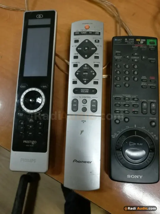 PHILIPS PIONEER SONY