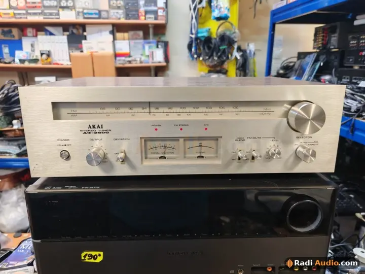 AKAI AT-2600