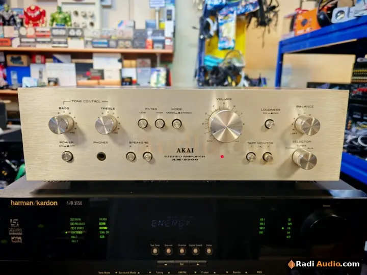 AKAI AM-2200